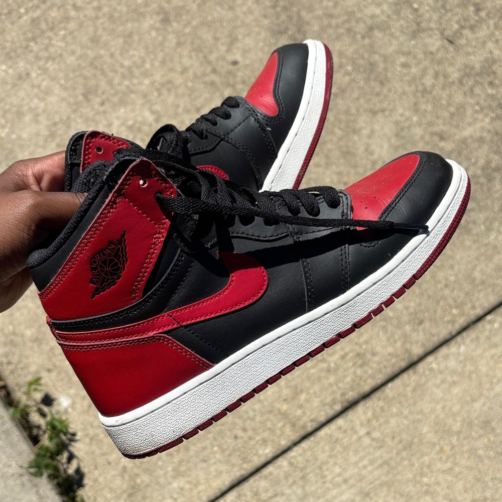 Nike Air Jordan Bred 1